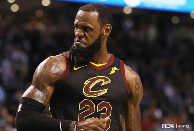 老鹰官方公布新规，险胜引发争议，詹姆斯球迷热议！
