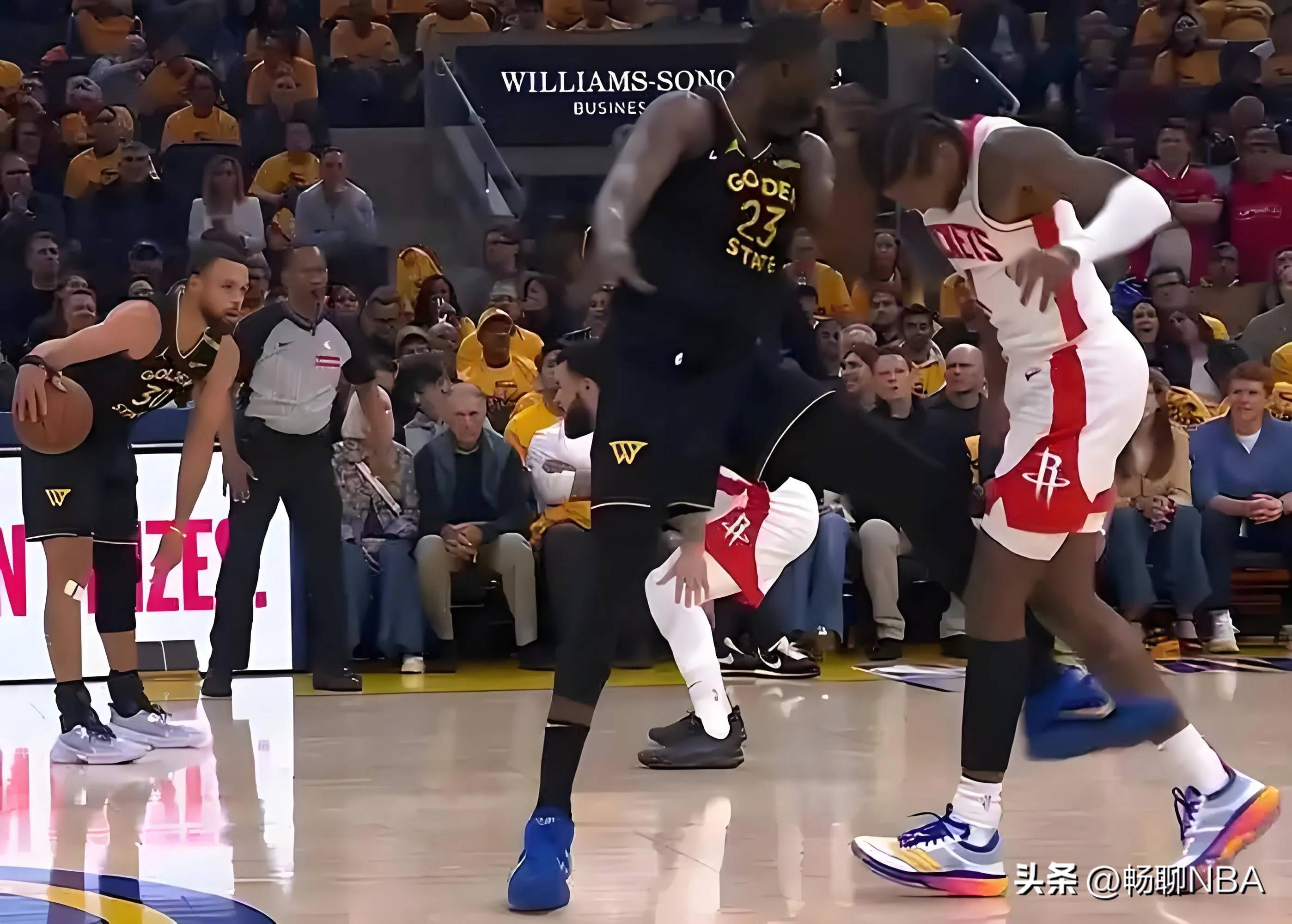 哈登重返赛场，最后时刻胜出首场状态出色，澳大利亚队观众沸腾！